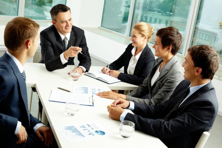 Critical thinking case study assignment image